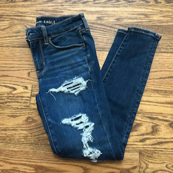 American Eagle Outfitters Denim - Women’s size 2 short American Eagle next level stretch jegging